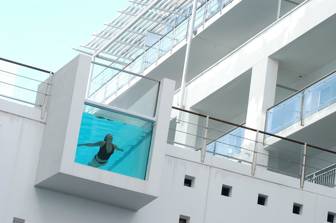 Imagen de la piscina del Hotel Hilton Auckland. Foto 16