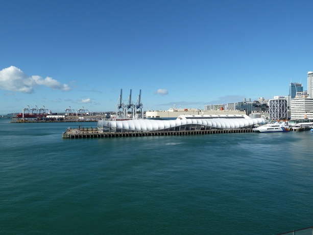 Imagen de la habitación del Hotel Hilton Auckland. Foto 6