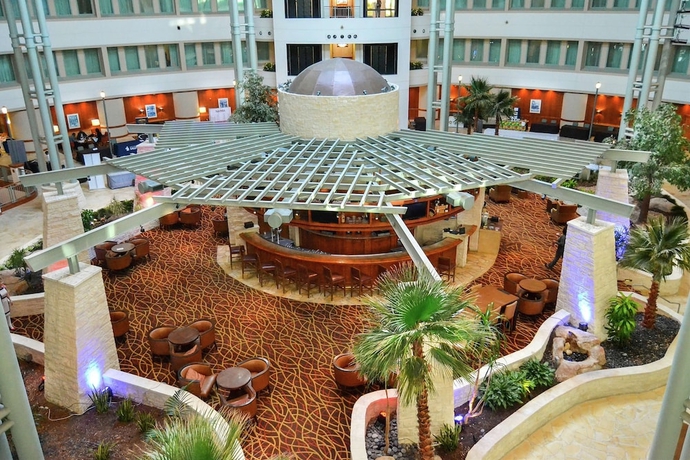 Imagen de los interiores del Hotel Hilton Austin Airport. Foto 13