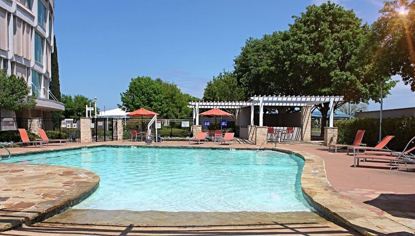 Imagen de la piscina del Hotel Hilton Austin Airport. Foto 19