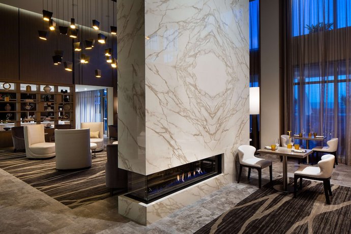 Imagen de los interiores del Hotel Hilton Aventura Miami. Foto 12