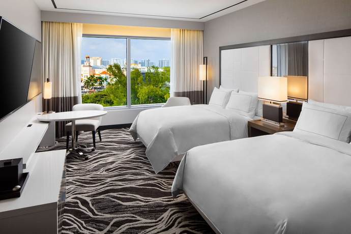 Imagen de la habitación del Hotel Hilton Aventura Miami. Foto 3