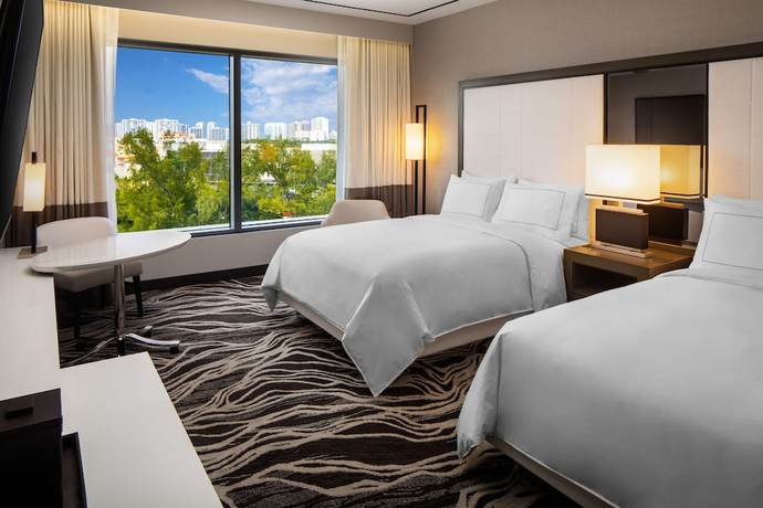 Imagen de la habitación del Hotel Hilton Aventura Miami. Foto 8