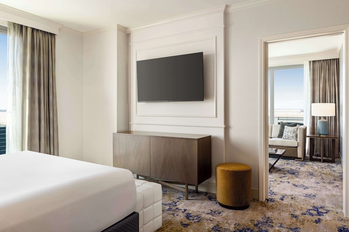 Imagen de la habitación del Hotel Hilton BNA Nashville Airport Terminal. Foto 5