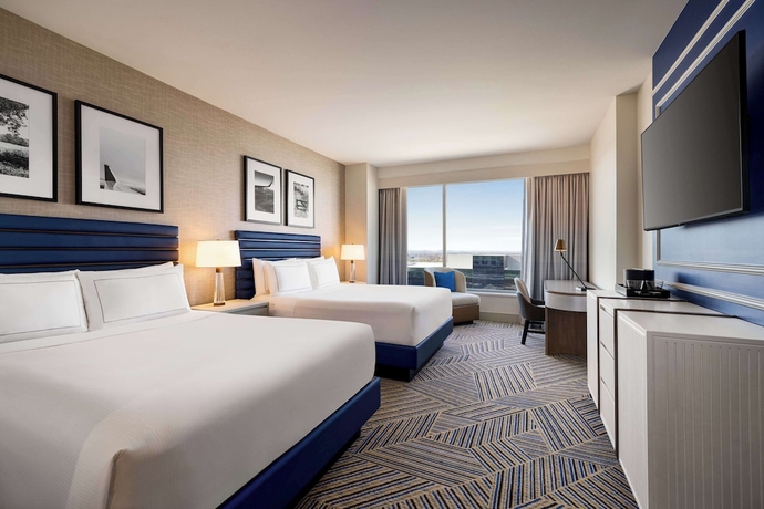 Imagen de la habitación del Hotel Hilton BNA Nashville Airport Terminal. Foto 10