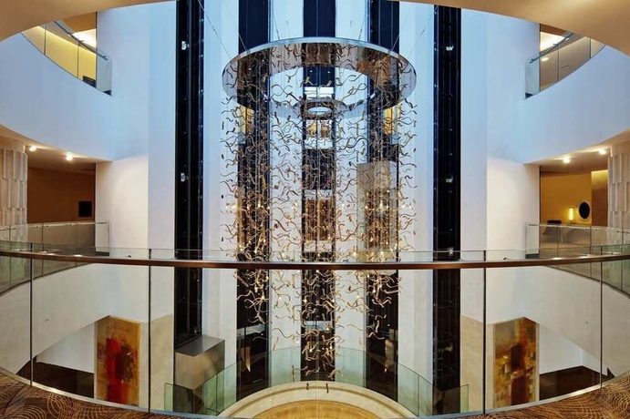 Imagen de los interiores del Hotel Hilton Baku. Foto 7