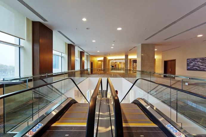 Imagen de los interiores del Hotel Hilton Baku. Foto 10