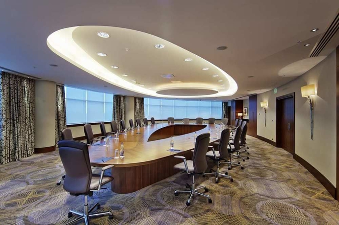 Imagen de los interiores del Hotel Hilton Baku. Foto 12