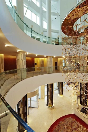 Imagen de los interiores del Hotel Hilton Baku. Foto 14