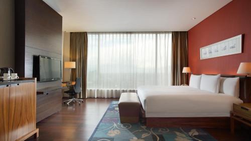 Imagen de la habitación del Hotel Hilton Bandung. Foto 5