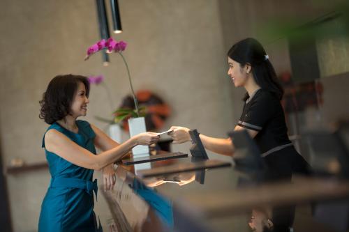 Imagen de los interiores del Hotel Hilton Bandung. Foto 10