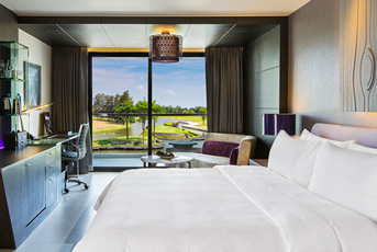 Imagen general del Hotel Hilton Bangkok Suvarnabhumi Golf Resort & Spa. Foto 2