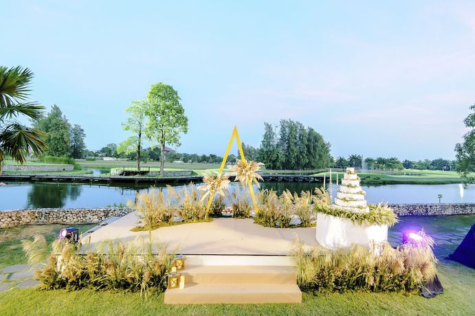 Imagen de los interiores del Hotel Hilton Bangkok Suvarnabhumi Golf Resort & Spa. Foto 17
