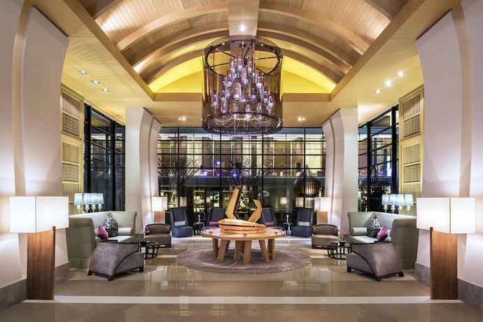 Imagen de los interiores del Hotel Hilton Bangkok Suvarnabhumi Golf Resort & Spa. Foto 20