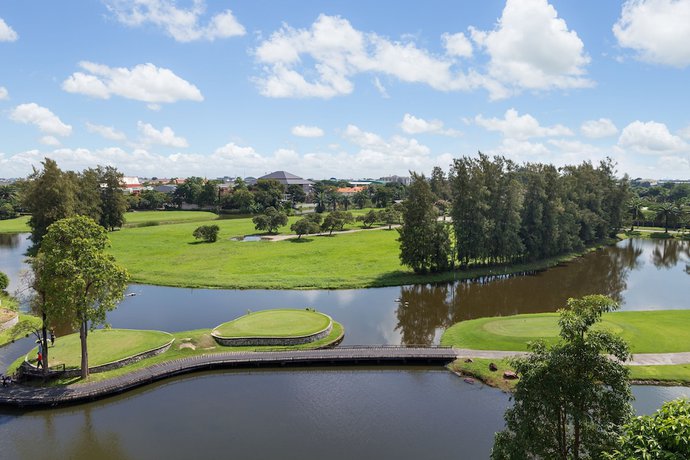 Imagen general del Hotel Hilton Bangkok Suvarnabhumi Golf Resort & Spa. Foto 1