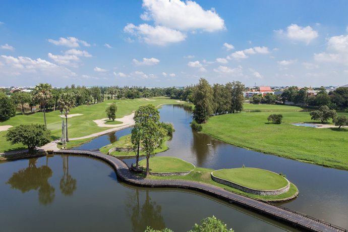 Imagen general del Hotel Hilton Bangkok Suvarnabhumi Golf Resort & Spa. Foto 2