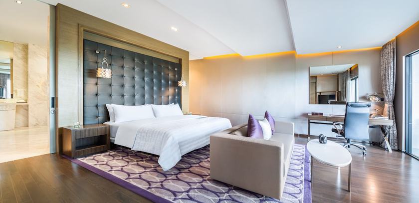 Imagen de la habitación del Hotel Hilton Bangkok Suvarnabhumi Golf Resort & Spa. Foto 15