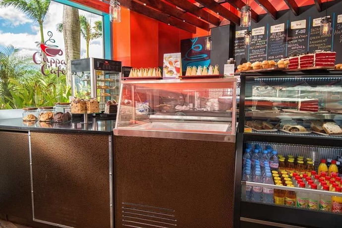 Imagen del bar/restaurante del Hotel Hilton Barbados Resort. Foto 2