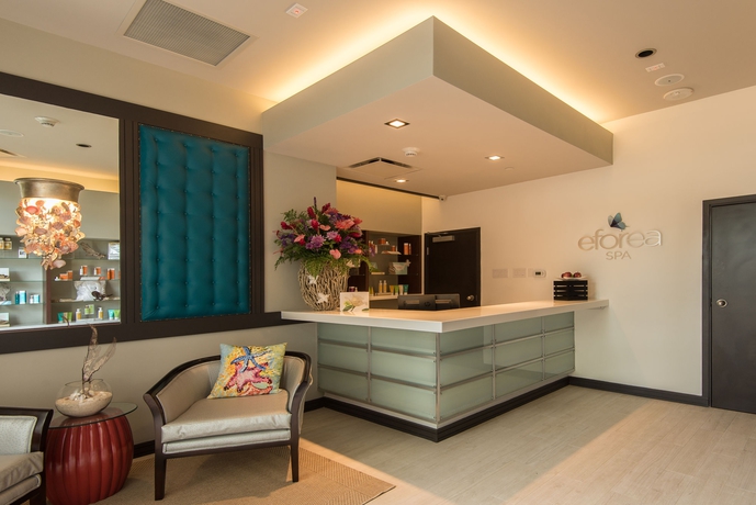 Imagen de los interiores del Hotel Hilton Barbados Resort. Foto 14