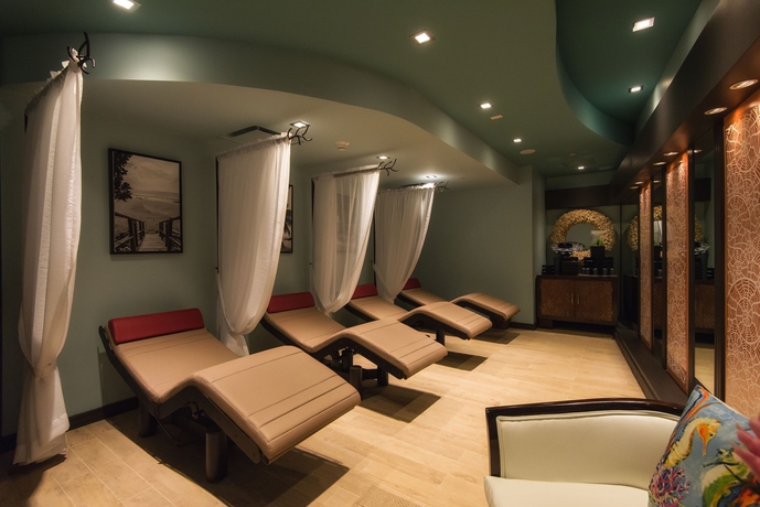 Imagen de la piscina del Hotel Hilton Barbados Resort. Foto 15