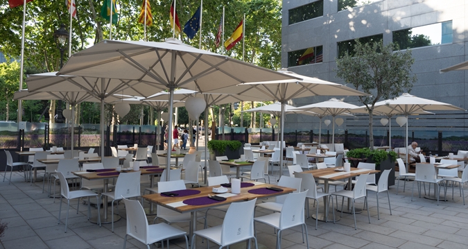 Imagen de los exteriores del Hotel Hilton Barcelona. Foto 16