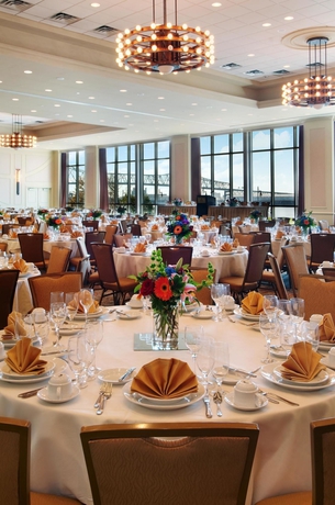 Imagen de los interiores del Hotel Hilton Baton Rouge Capitol Center. Foto 7