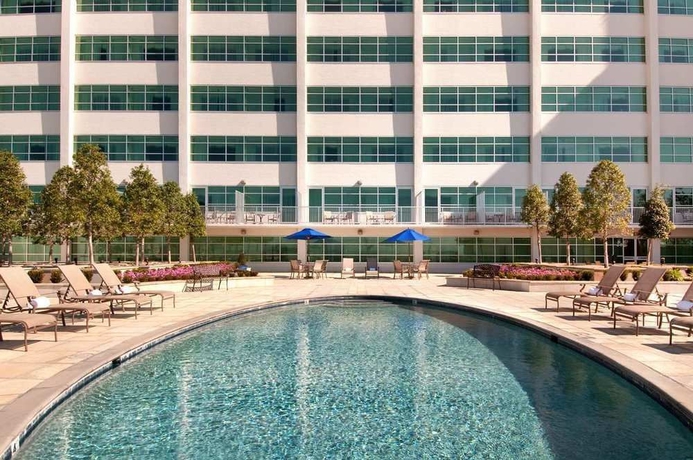 Imagen de la piscina del Hotel Hilton Baton Rouge Capitol Center. Foto 15