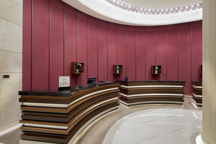 Imagen de los interiores del Hotel Hilton Batumi. Foto 14