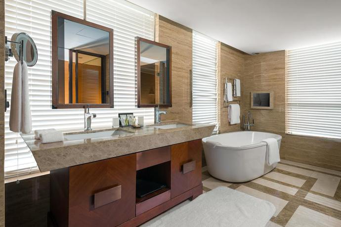 Imagen de los interiores del Hotel Hilton Beijing Wangfujing. Foto 10