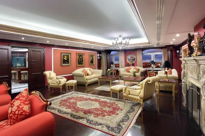 Imagen de los interiores del Hotel Hilton Beirut Metropolitan Palace. Foto 13