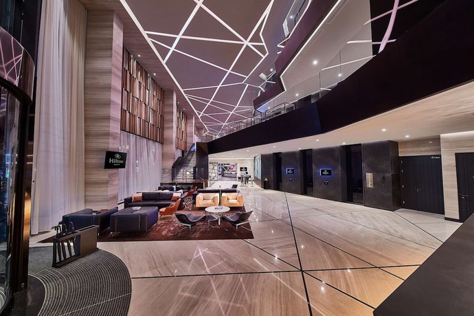 Imagen de los interiores del Hotel Hilton Belgrade. Foto 18