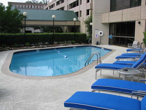 Imagen de la piscina del Hotel Hilton Birmingham Downtown At Uab. Foto 12