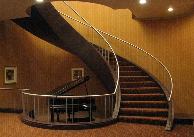 Imagen de los interiores del Hotel Hilton Birmingham Downtown At Uab. Foto 7