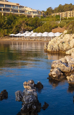 Imagen de los exteriores del Hotel Hilton Bodrum Turkbuku Resort & Spa. Foto 6