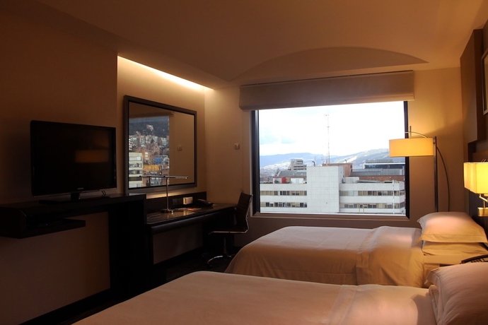 Imagen de la habitación del Hotel Hilton Bogota. Foto 10