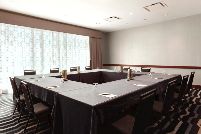 Imagen de los interiores del Hotel Hilton Boston Logan Airport. Foto 15