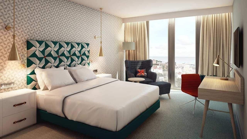 Imagen de la habitación del Hotel Hilton Bournemouth. Foto 4