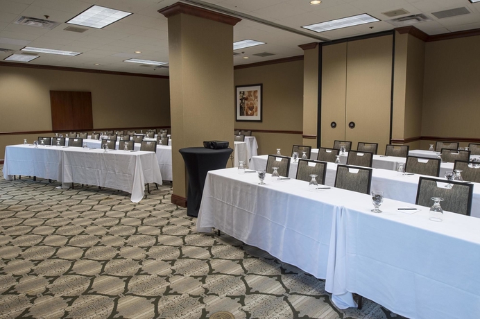 Imagen de los interiores del Hotel Hilton Brentwood/nashville Suites. Foto 6