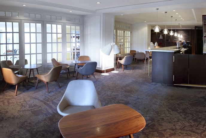 Imagen del bar/restaurante del Hotel Hilton Brussels Grand Place. Foto 3