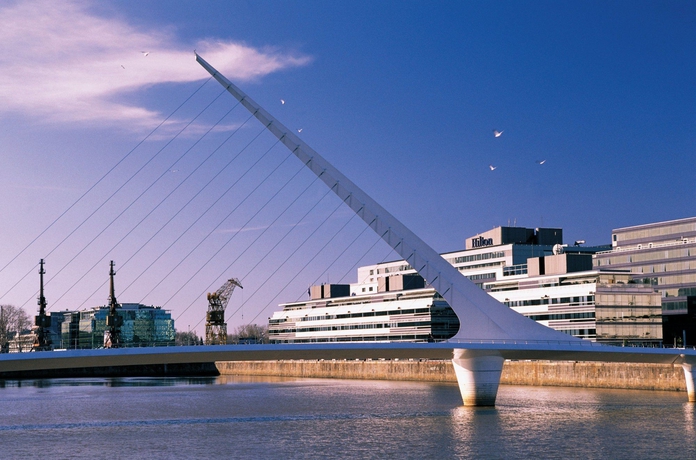 Imagen de los exteriores del Hotel Hilton Buenos Aires. Foto 9