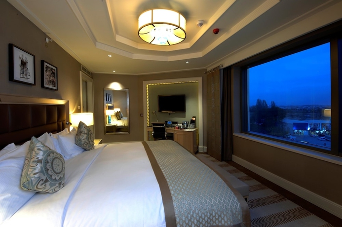 Imagen de la habitación del Hotel Hilton Bursa Convention Center and Spa. Foto 2