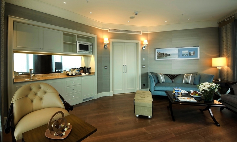 Imagen de la habitación del Hotel Hilton Bursa Convention Center and Spa. Foto 15