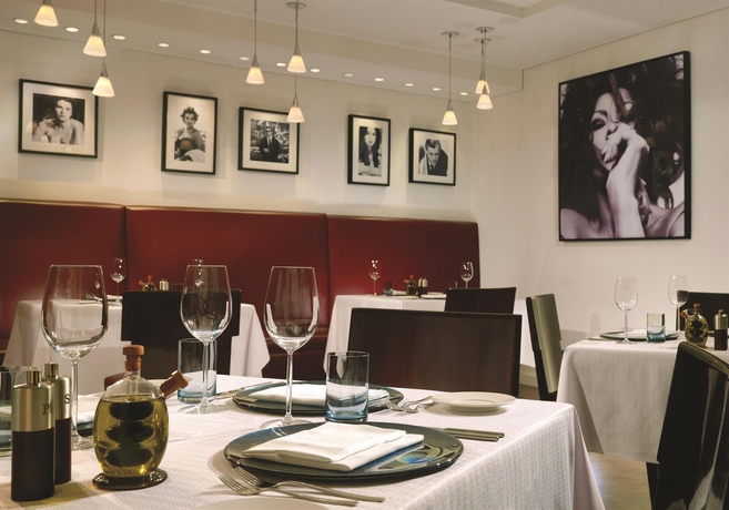 Imagen del bar/restaurante del Hotel Hilton Cairo Heliopolis. Foto 4