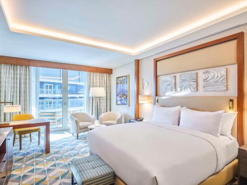 Imagen de la habitación del Hotel Hilton Cairo Nile Maadi. Foto 12