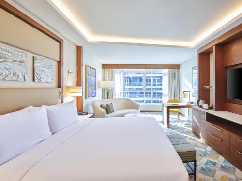 Imagen de la habitación del Hotel Hilton Cairo Nile Maadi. Foto 20