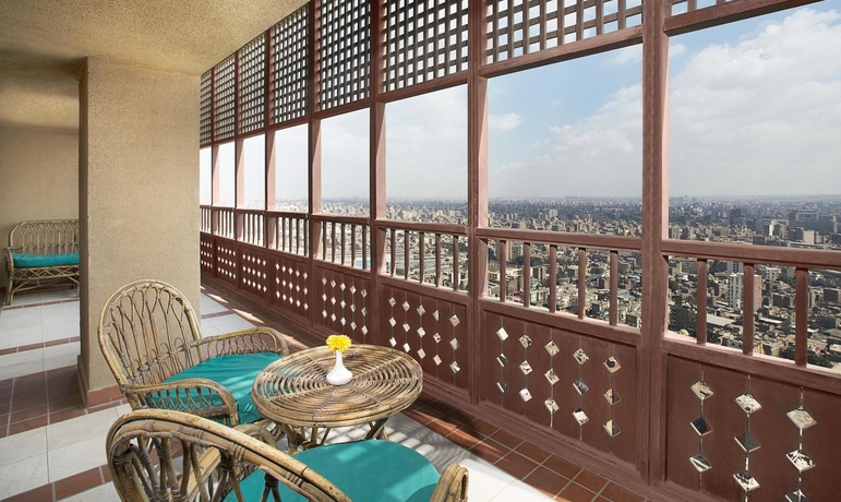 Imagen de los exteriores del Hotel Hilton Cairo World Trade Center Residences. Foto 5