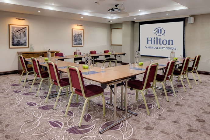 Imagen de los interiores del Hotel Hilton Cambridge City Centre. Foto 14