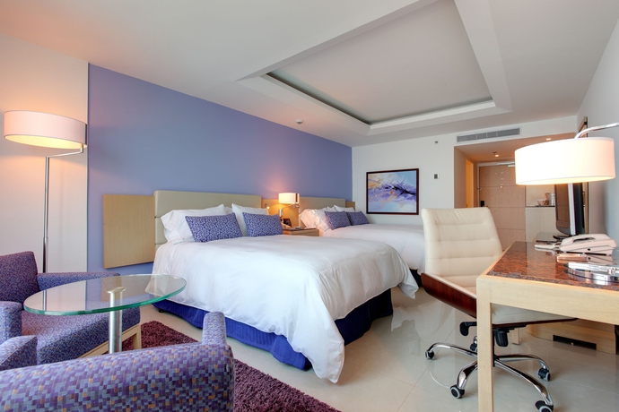 Imagen de la habitación del Hotel Hilton Cartagena. Foto 13