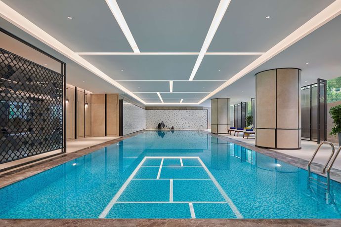 Imagen de la piscina del Hotel Hilton Changsha Riverside. Foto 19