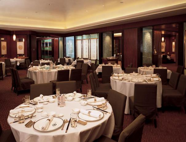 Imagen del bar/restaurante del Hotel Hilton Chongqing. Foto 2